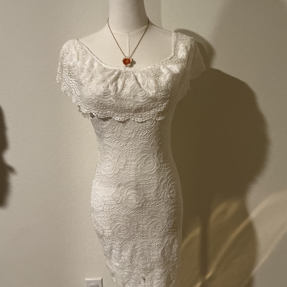 Vintage White off the shoulder lace bodycon dress with ruffle details